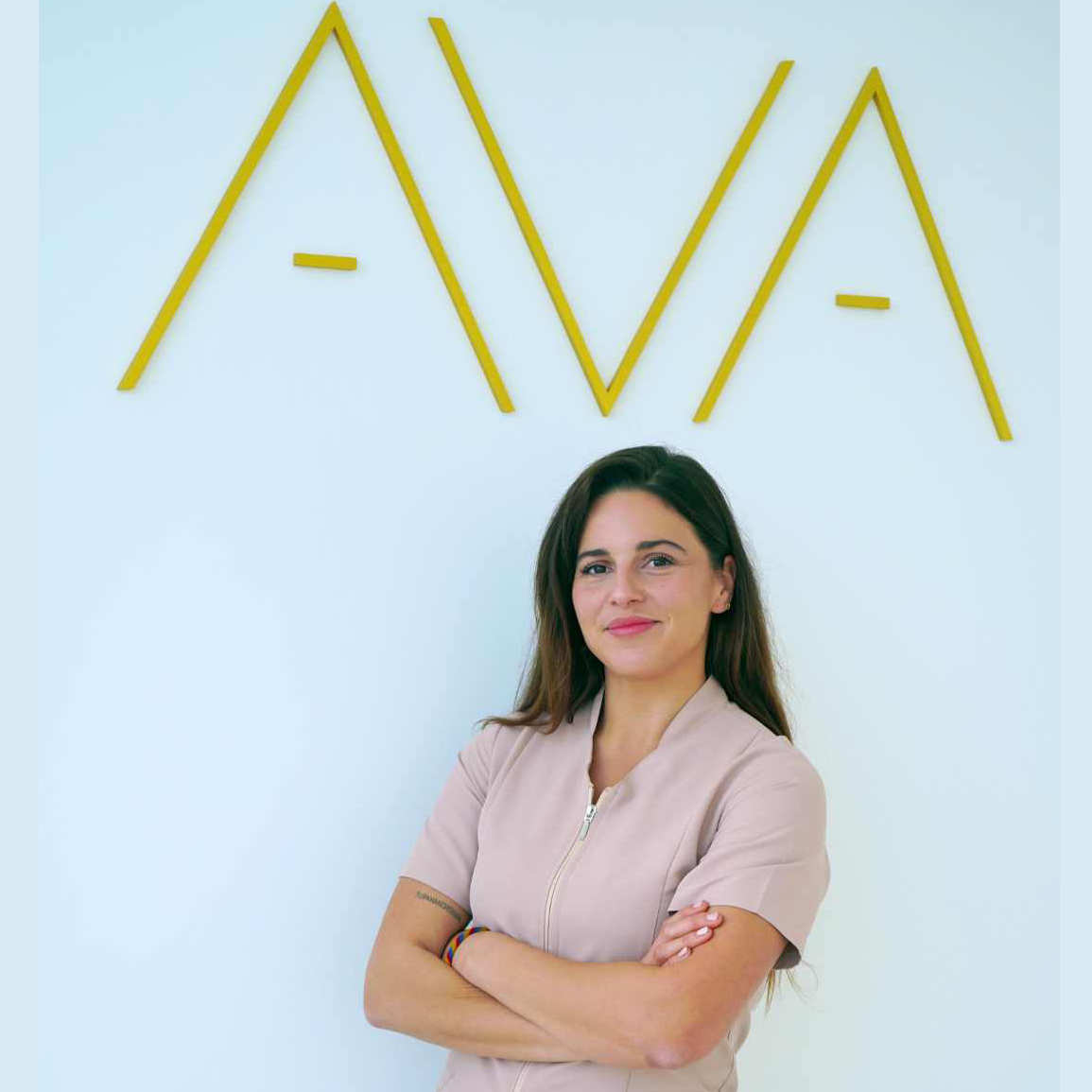 MARIA EN AVA